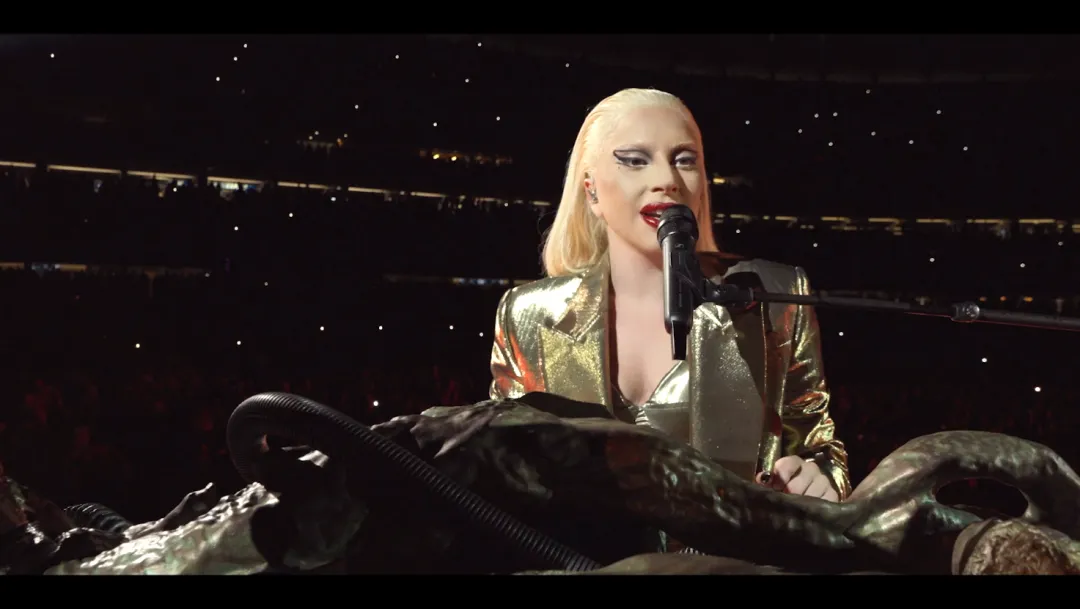 9.5分的《Lady Gaga：神彩巡迴演唱會》！HBO+天后就是王炸神作！