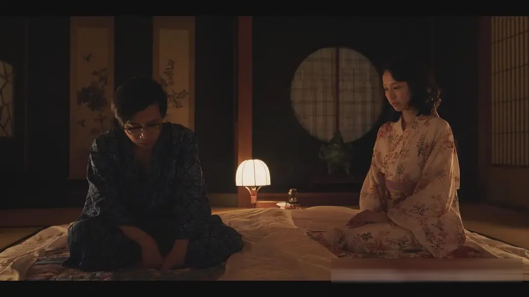 Netflix《地獄占星師》:戶田惠梨香從17歲演到60多歲,細木數子的一生