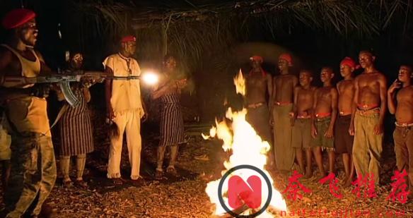 这部在各大电影节屡获殊荣的影片《疯狗强尼》，真实事件改编，天真的孩子为何成了杀人魔？人类还是个荒蛮文明！