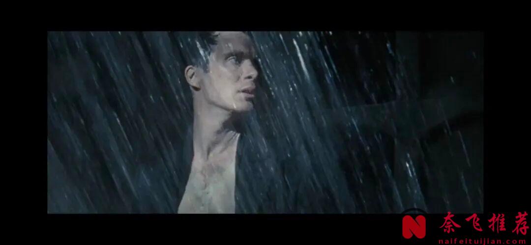 这部二战题材高分电影《类人猿行动/猿人》将二战史上最孤独、最惨烈、最震撼的暗杀行动表现的淋漓尽致