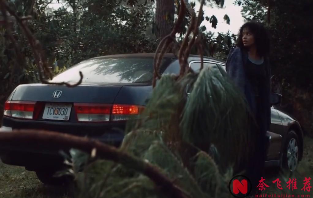 25年美国恐怖电影《以眼还眼》：寂静小镇惊现神秘怪物，专食人类眼球