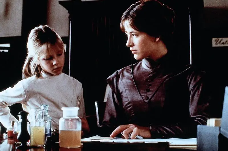 甜美女神「苏菲·玛素/苏菲·玛索」为艺术献身的R级电影