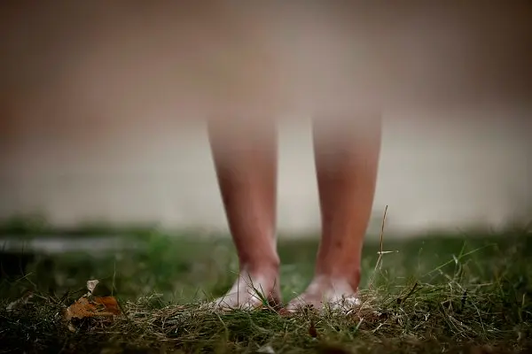 真實事件改編的泰國恐怖片《怨鬼之家/陰傭花園/陰地》，更恐怖的是現實