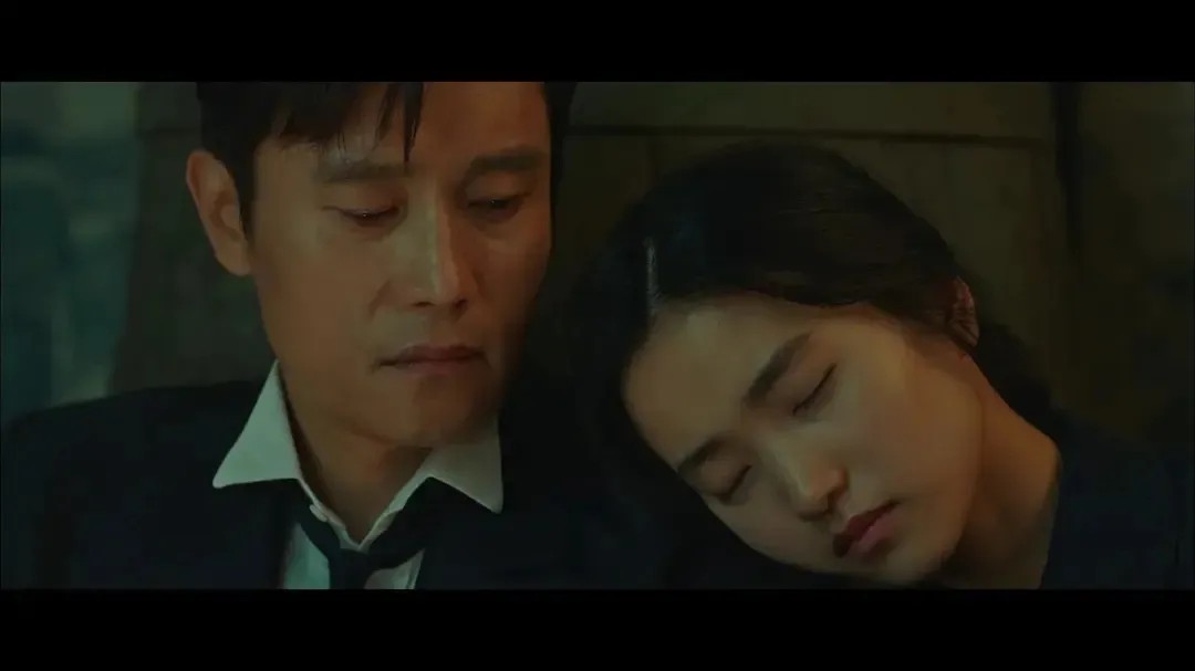 8 部经得起细品的 Netflix 韩剧:从《苦尽柑来遇见你》到《王国》