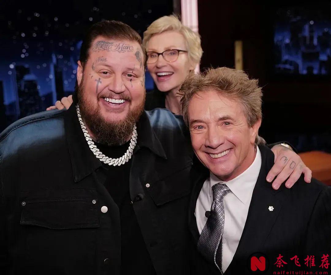 这部老少搭档好莱坞复古探案喜剧《大楼里只有谋杀/破案三人行》 第四季已上线！