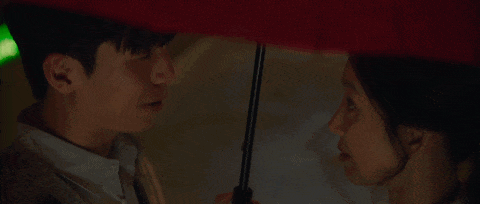 年下、师生恋、极限拉扯，这部大师操刀下的韩剧《毕业》太刺激了！