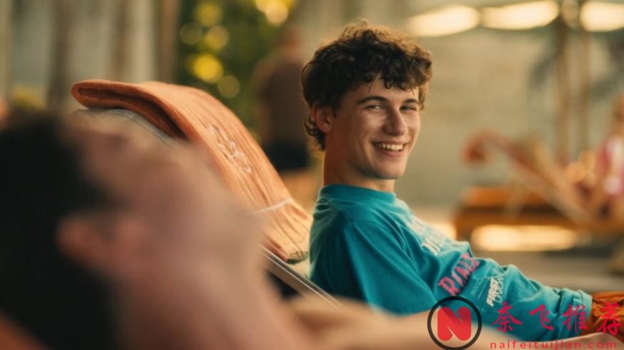 第一集就這麼瘋？HBO尺度王炸《白蓮花度假村/白蓮花大飯店/白蓮會》第三季終於迴歸！