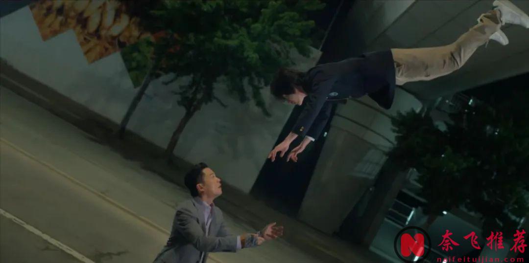 还以为是烂剧，没想到《黑社会的我成为了高中生》却是一部惊喜爽剧！