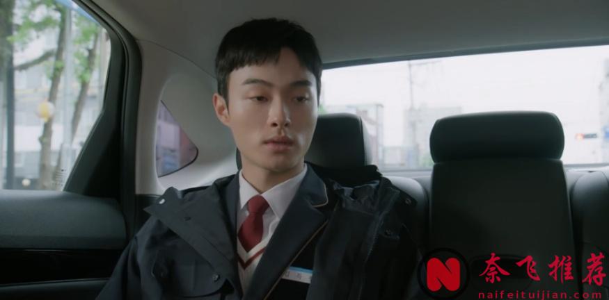 还以为是烂剧，没想到《黑社会的我成为了高中生》却是一部惊喜爽剧！