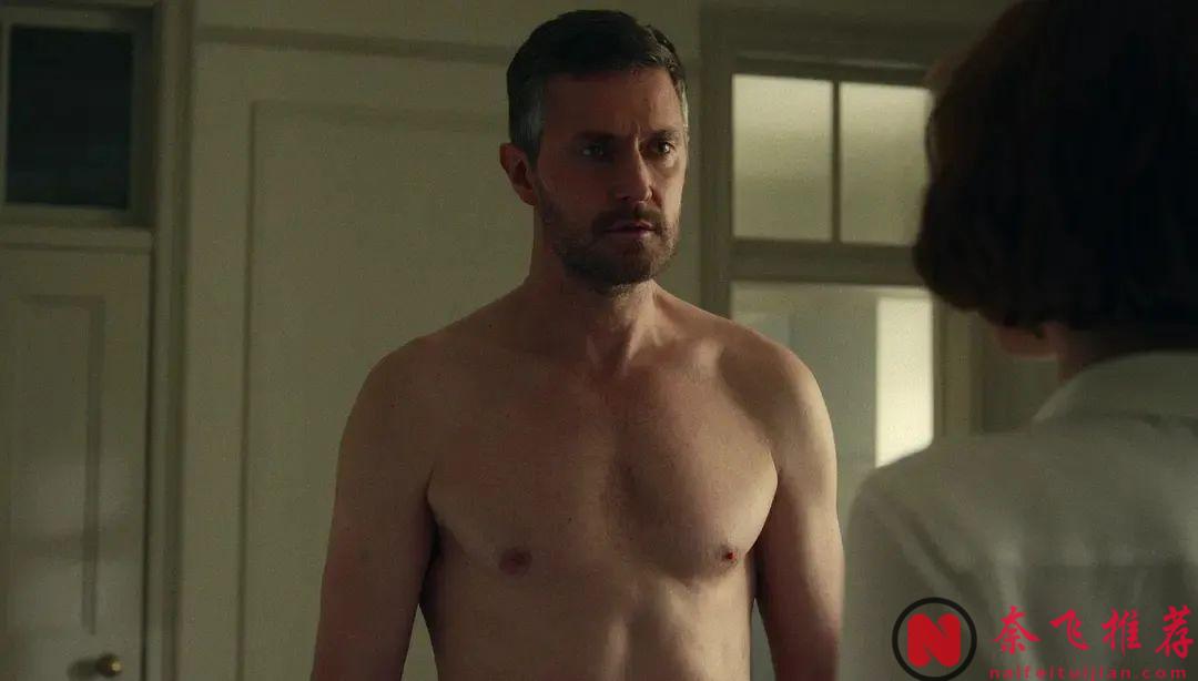 R级尺度，神颜暴击，这部网飞爽剧《情劫/禁忌痴恋》的亮点让你欲罢不能