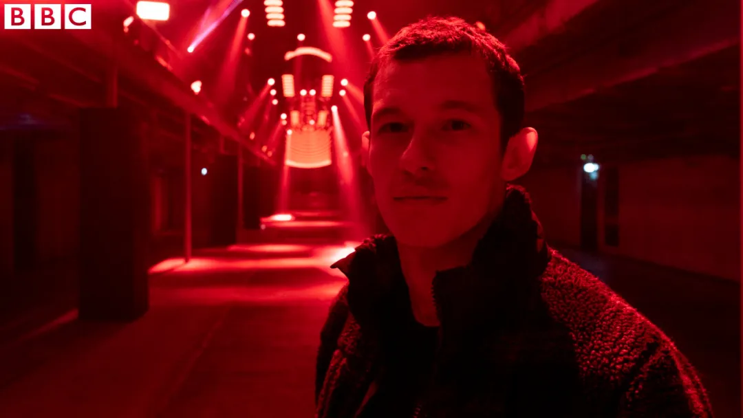 這部BBC高分懸疑神劇《真相捕捉/捕風捉影》告訴你：科技真能「改變命運」！