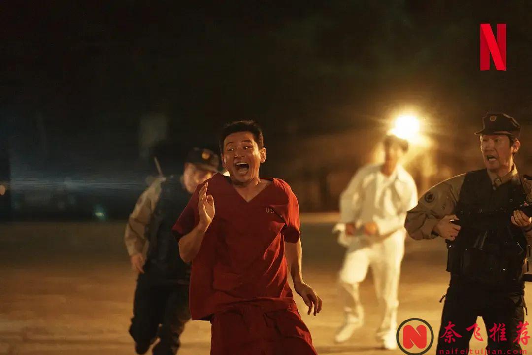 每天笑脸相迎的夫妻却是精英特工，韩国版「史密斯夫妇」笑料升级