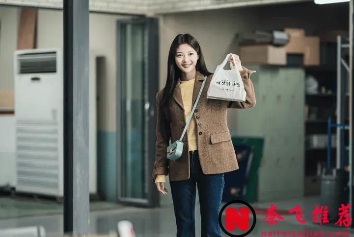 Netflix打造这部无厘头韩剧「炸鸡块奇遇记」，真是脑洞大开，附心得与评价