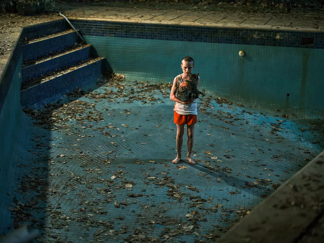 A24澳大利亚最新R级恐怖片《复活她/还魂/满血复活》，心理承受差的别看