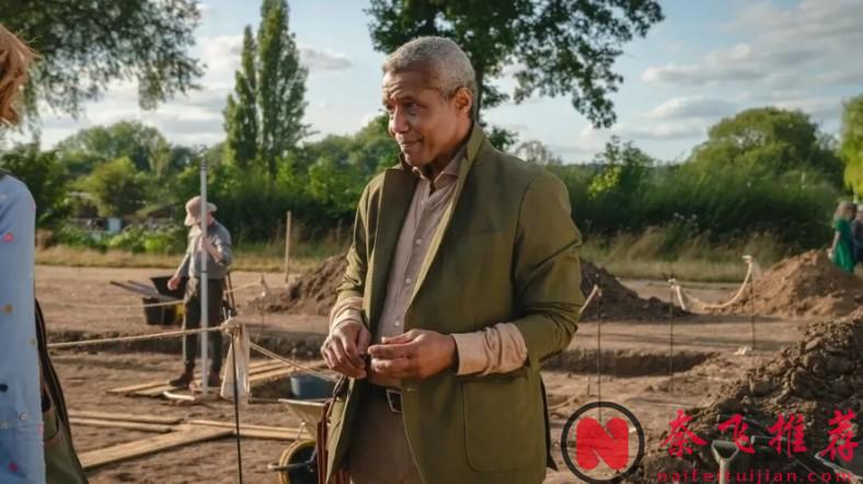 开局就上尺度，这部高能悬疑英剧《马洛谋杀俱乐部/玛洛谋杀俱乐部》真的太敢拍了