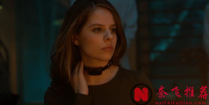 不愧是战斗民族，这部大尺度惊悚影片《黑暗的反射/魔女降世》，包你一饱眼福