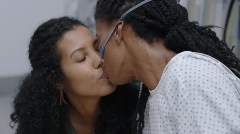 近年非常火爆且高口碑的美国医疗剧《匹兹堡医护前线》，一部寻求真实、纯粹的医疗题材作品