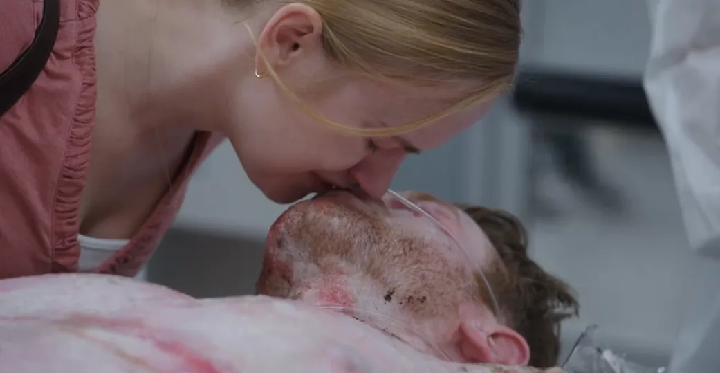 近年非常火爆且高口碑的美国医疗剧《匹兹堡医护前线》，一部寻求真实、纯粹的医疗题材作品