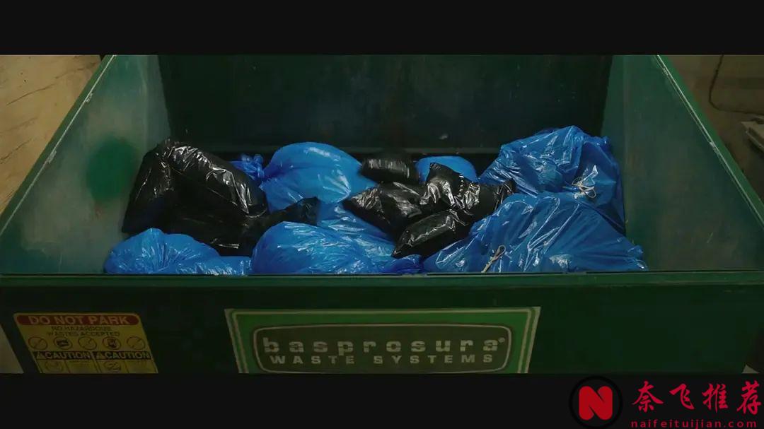 这部爽片《贼巢/极盗战/贼斗》，看完直呼过瘾，其实每个人心里，都藏着一个"贼巢"！