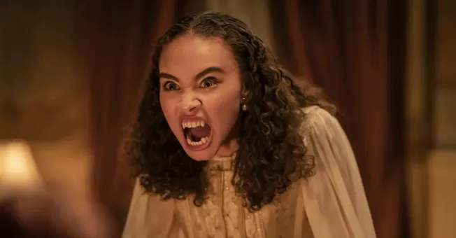 IMDB 一集飆到9.3分，又一部生猛新劇《夜訪吸血鬼》第二季上線了