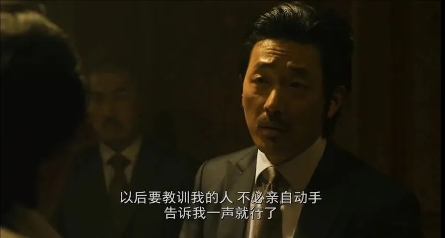 韩国犯罪题材天花板《与犯罪的战争/罪时代》，一部小人物的逆袭发家史！