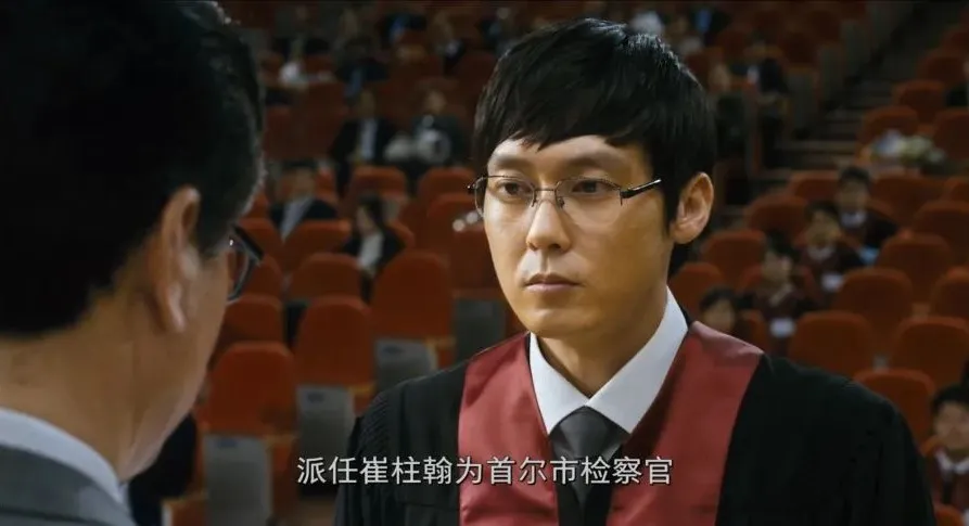 韩国犯罪题材天花板《与犯罪的战争/罪时代》，一部小人物的逆袭发家史！