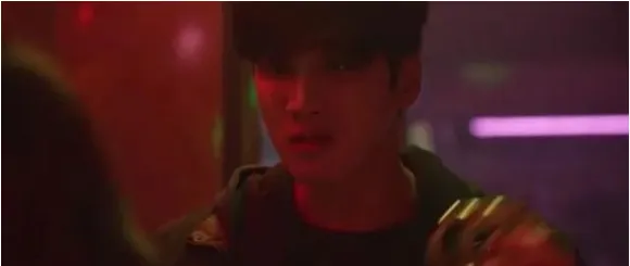 Netflix 韩剧《我的名字》(港台译《以吾之名》)解析:韩素希演黑道恶女,为父卧底警局复仇