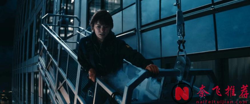 这新上的动作爽片《罪恶清除工》真过瘾！《星战》女主杀疯了！