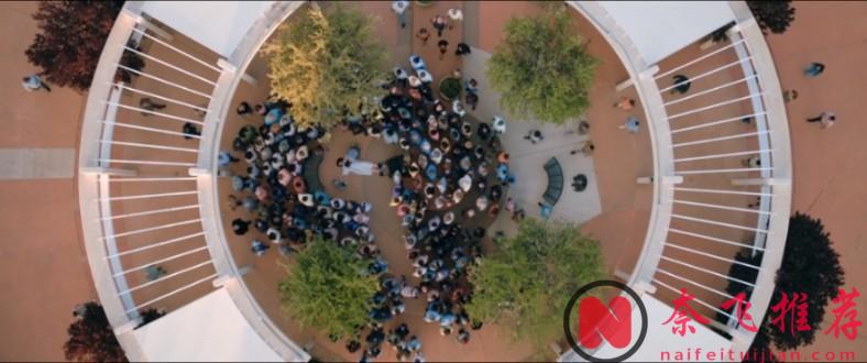 年度神剧预定！众人皆醉我独醒，最奇葩的“世界末日”科幻片《同乐者/万中选一/乐合之众》！