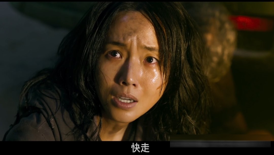 《釜山行2：半島》（港譯《屍殺半島》）影評：格局放大，後勁反而弱了