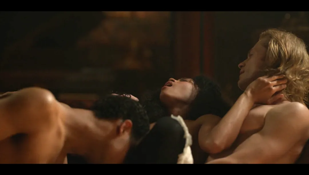 关系太乱！这尺度猛剧《夜访吸血鬼 第二季》终于回归！