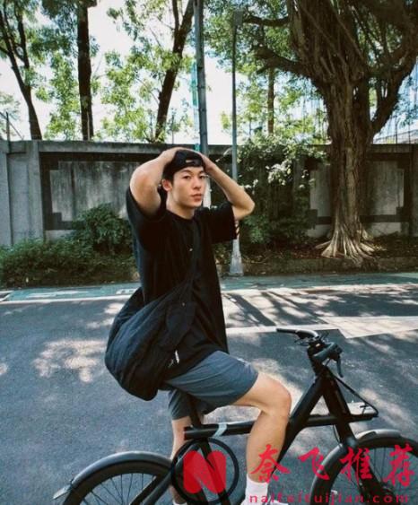 「許光漢」一回歸就是王炸級別，《他年她日》這電影，妥妥爆款！