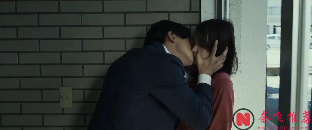 两个半小时时长的电影《流浪之月》，看完意犹未尽，丝毫不觉漫长！