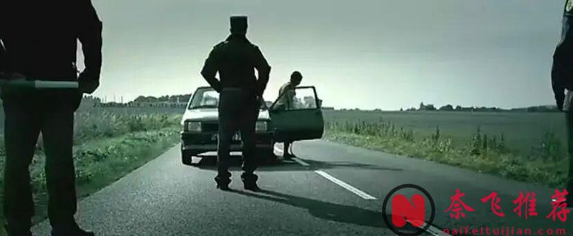 這部冷門恐怖片《邊域之城》，血腥、極端、甚至令人作嘔，看得我肉疼！