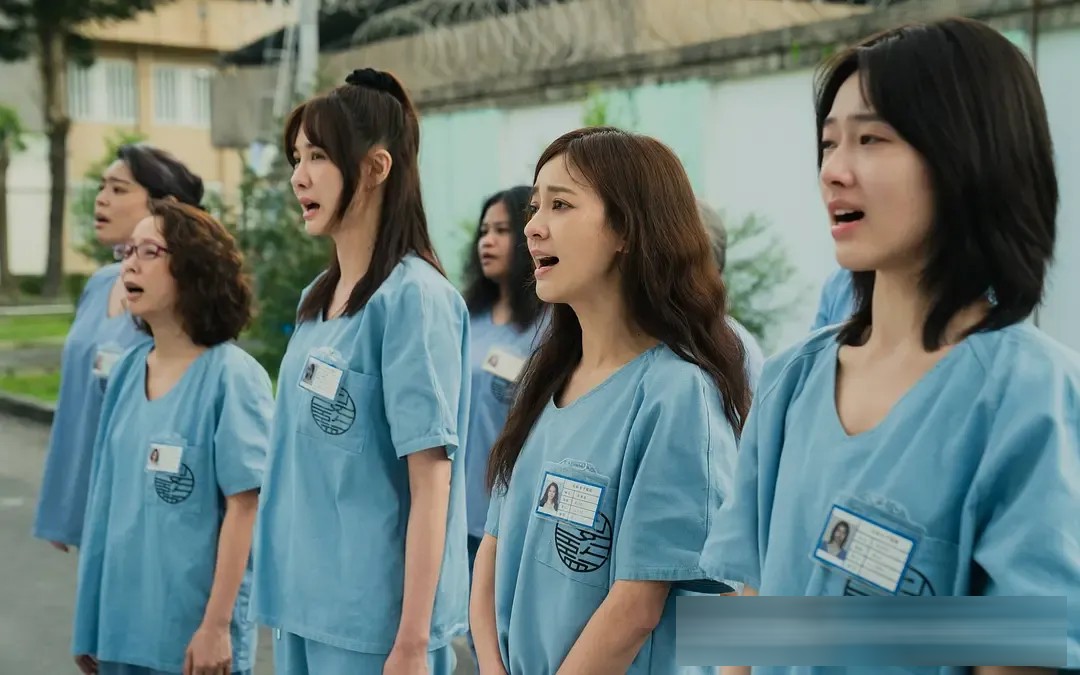 台湾影史华语片票房冠军《阳光女子合唱团》上线 Netflix:陈意涵演活狱中母亲
