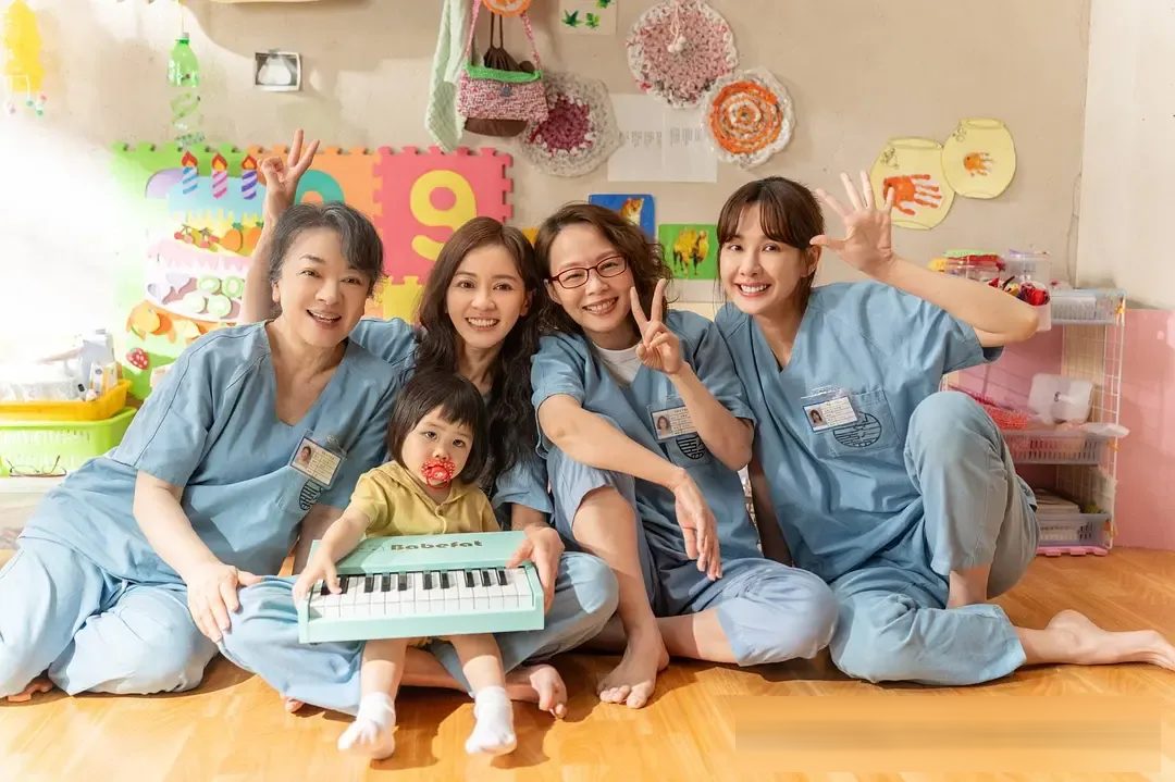 台湾影史华语片票房冠军《阳光女子合唱团》上线 Netflix:陈意涵演活狱中母亲