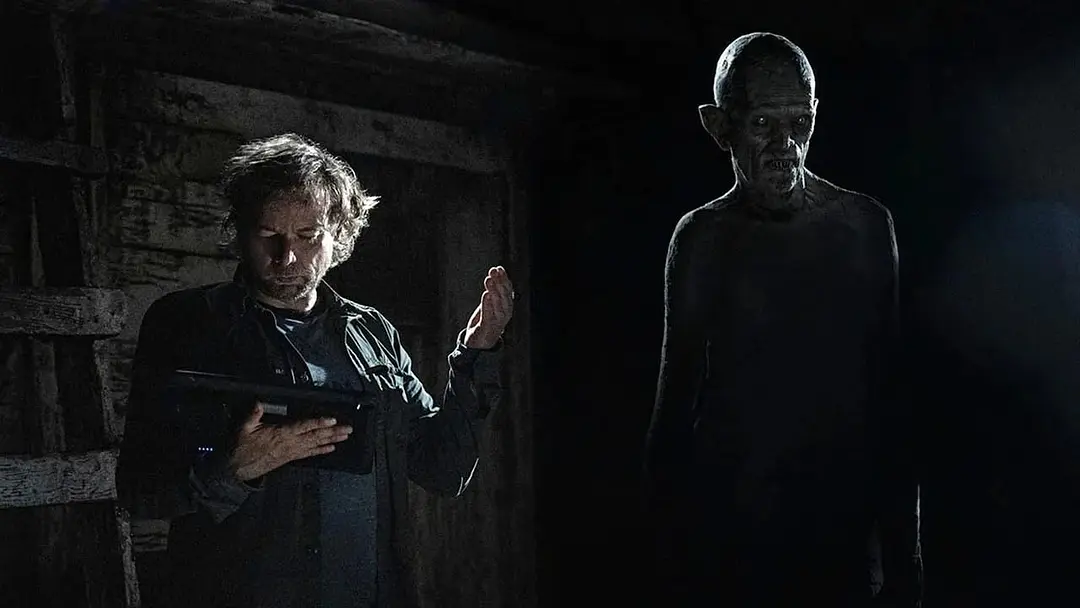 《無名女屍/驗屍官/無名屍詛咒》導演新作《鬼上車/乘嚇》，依舊很有氛圍