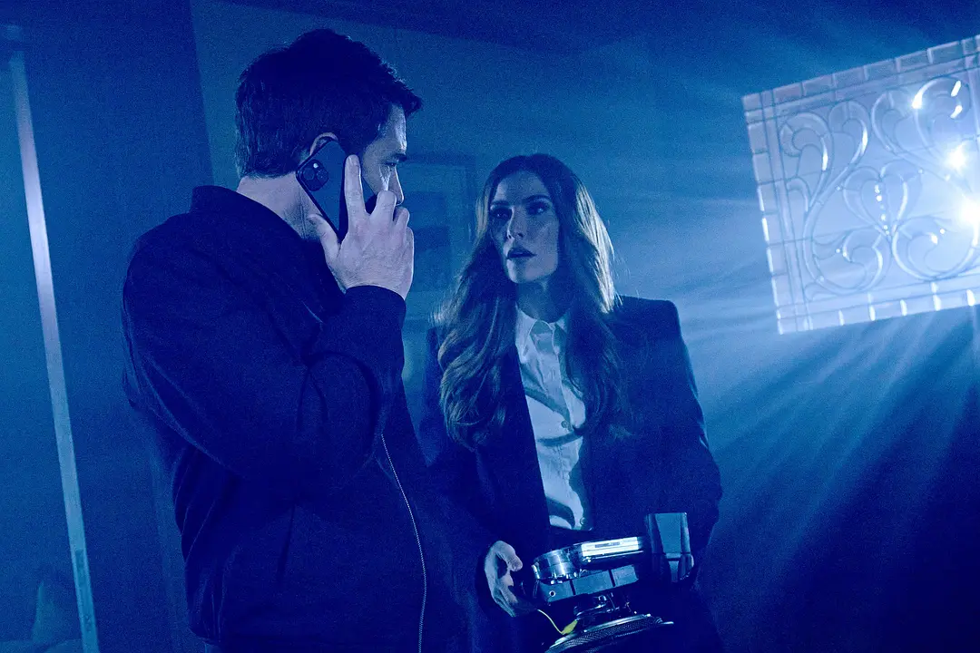 超自然题材惊悚悬疑美剧《凶宅处理专员》第3季，究竟是什么样的存在能够通过物品控制人类？