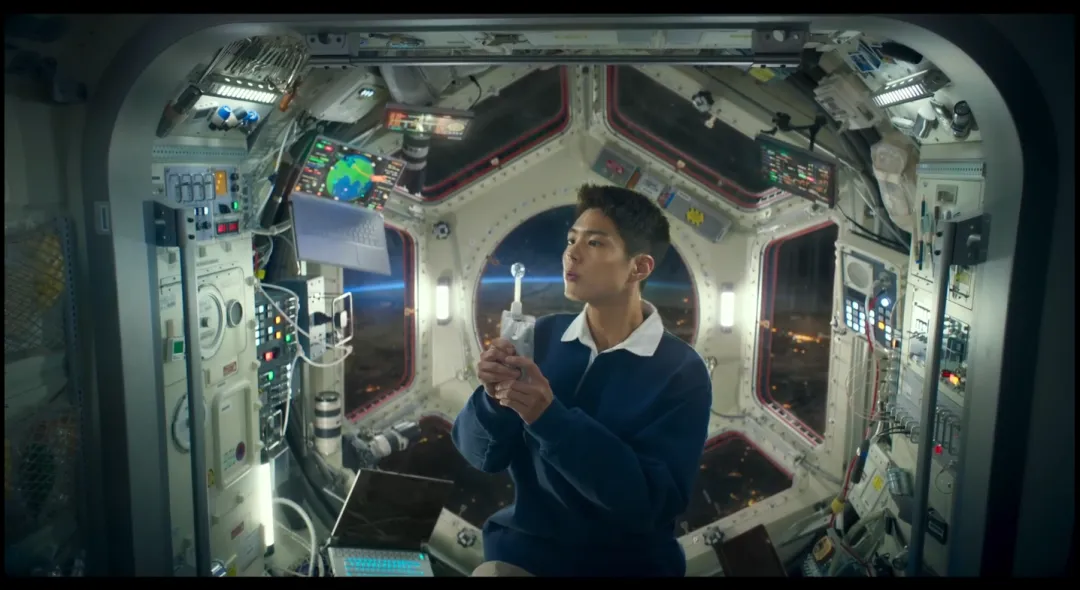 湯唯登場，又一部話題新作《夢境》誕生，在科幻與情感的交織中，綻放出獨特的光彩！