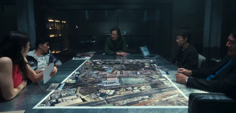 是Netflix 新上映的一部扣人心絃的日本懸疑犯罪劇《‌地面師》‌，畫面衝擊力大不建議未成年觀看！