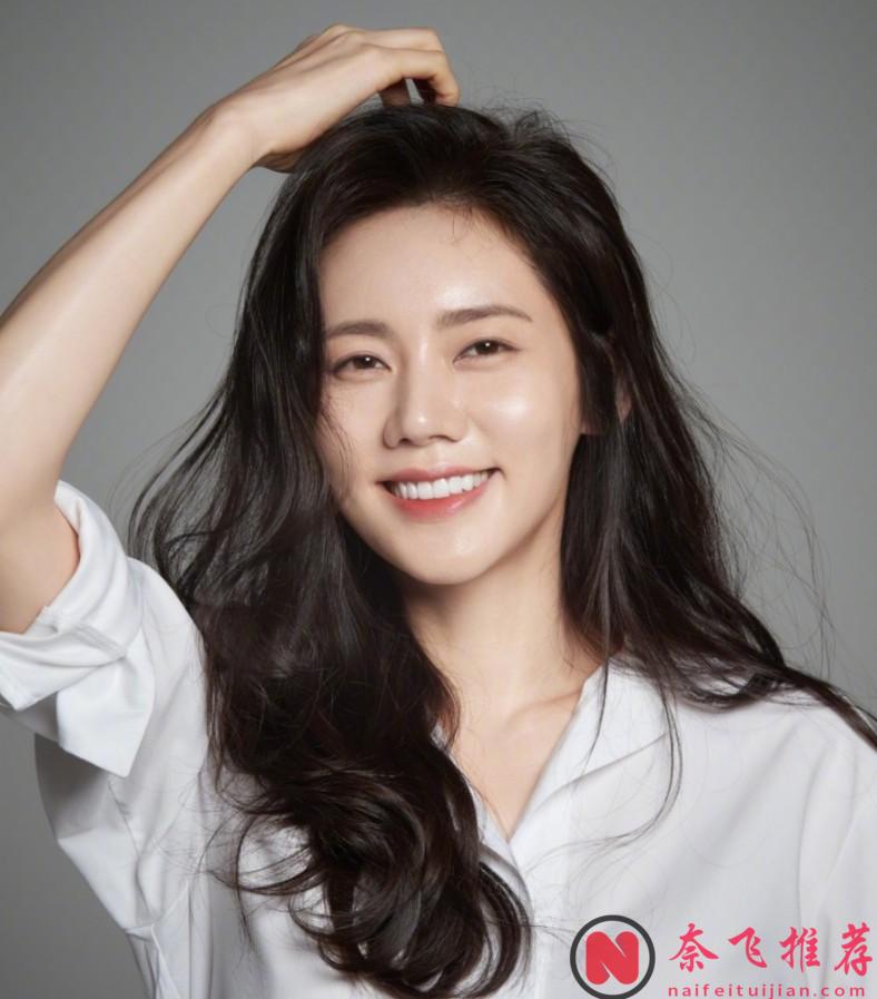 長腿女神「秋瓷炫」為藝術獻身的兩部大尺度電影重溫