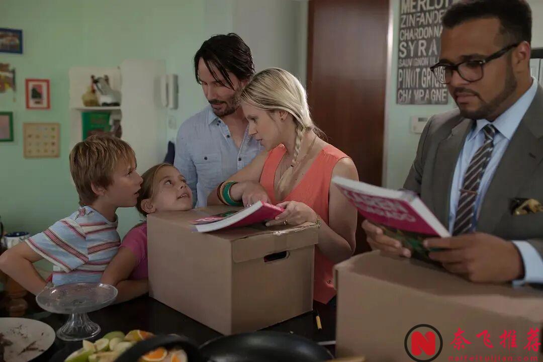 沒有血腥場面，卻令人窒息的R級恐怖片《敲敲門/半夜女敲門/當辣妹來敲門》！尺度超大，看得人揪心！