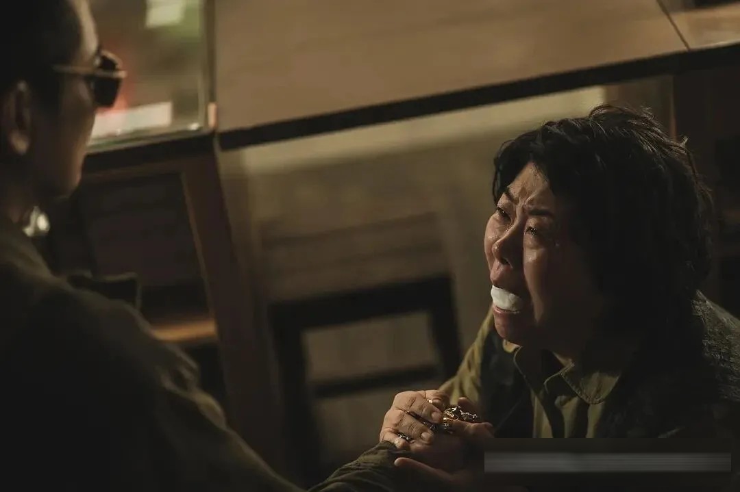 漫改韓劇《照明商店》:前四集嚇人後四集催淚,膽小與淚淺者慎入