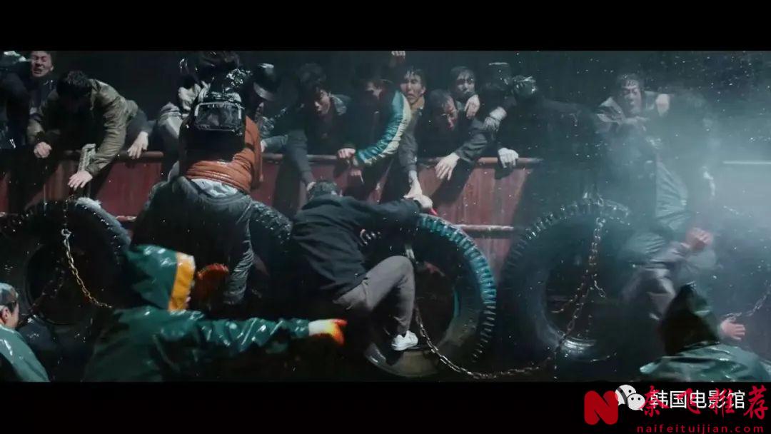 尺度太猛啦，这部韩国电影《海雾/怒海沉沦》有点窒息！