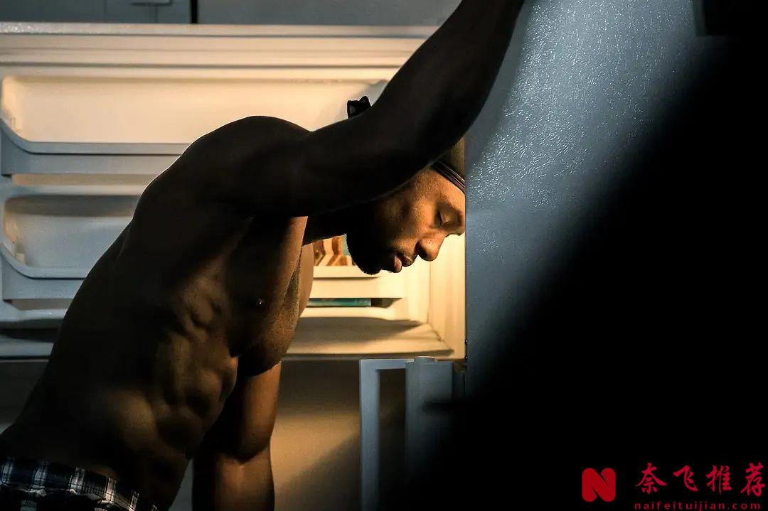 奧斯卡最佳影片《月光男孩/月亮喜歡藍/月光下的藍色男孩》，既令人心碎又美麗的電影！