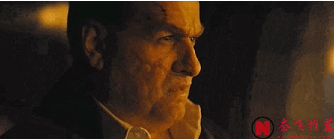 DC黑色犯罪劇集《企鵝人》大BOSS“毀容式”表演贏得高度讚賞，評分一路飆升！