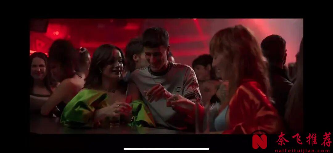 8天冲上Netflix榜首！这段“不良爱恋/不良影响”，甜到窒息，虐到心碎！