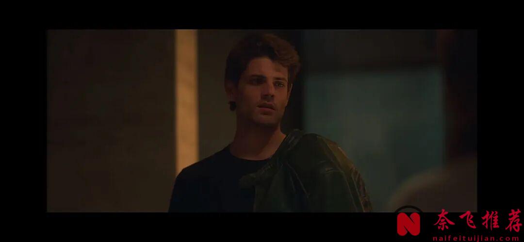 8天冲上Netflix榜首！这段“不良爱恋/不良影响”，甜到窒息，虐到心碎！