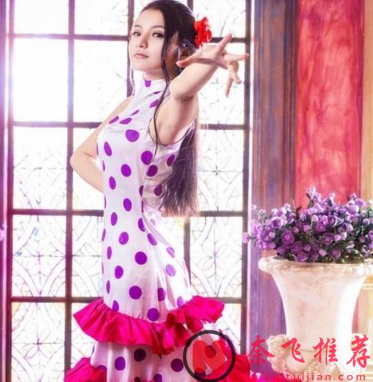 海賊王：“公主天團” 漫展cos，軍子的異瞳戰損妝，維奧萊特的紫色舞裙太驚豔了