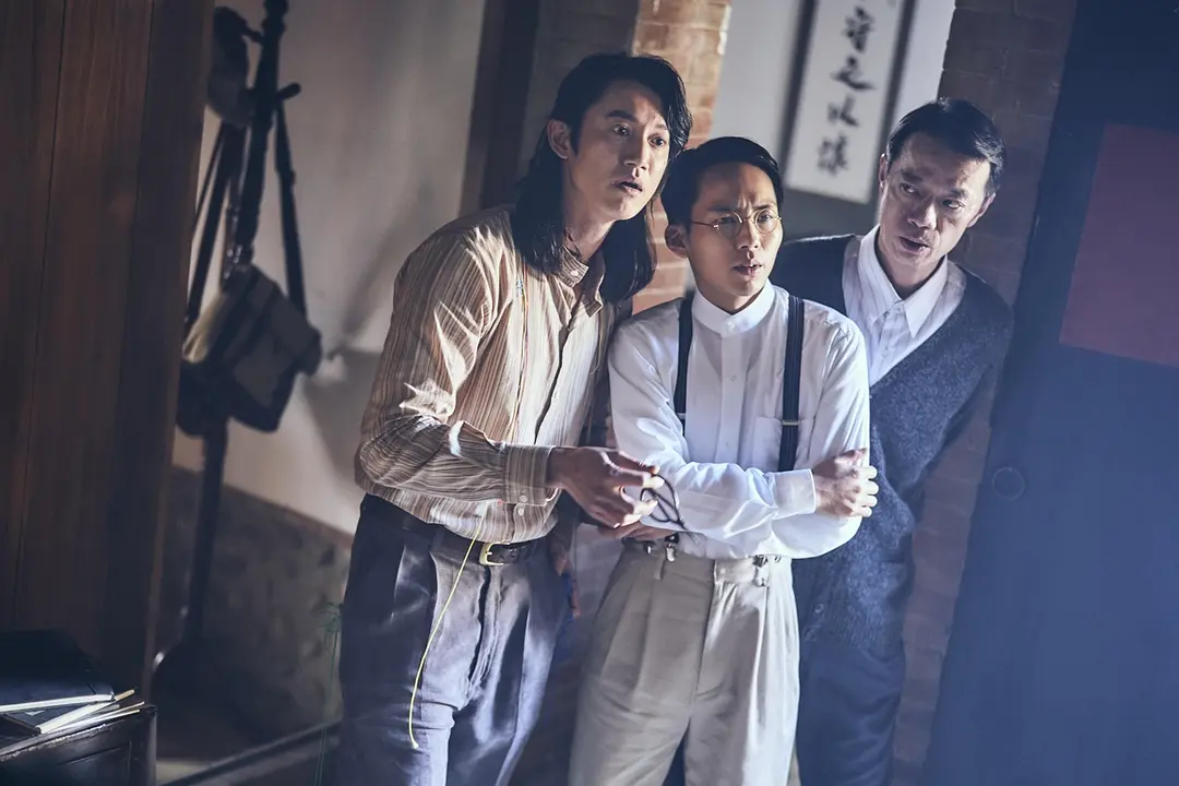 一刀未剪，题材敏感！他的小众剧《愤怒的菩萨》，一口气4集，太绝了！